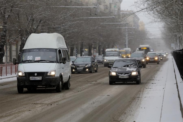 Волгоградцев в январе научат водить машину за 508 рублей в час Волгоградцев в январе научат водить машину за 508 рублей в час