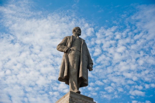 Волгоградский Ленин на канале отмечает 45-летие Волгоградский Ленин на канале отмечает 45-летие