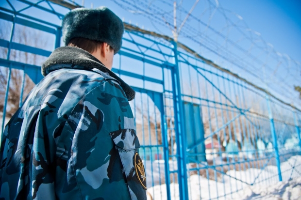 В Волгограде экс-полицейского осудили за махинации со страховками В Волгограде экс-полицейского осудили за махинации со страховками