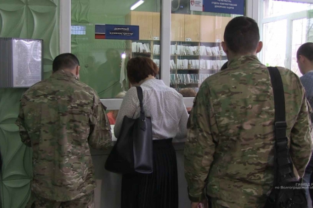 Волгоградские спецназовцы сдали кровь перед Днем донора Волгоградские спецназовцы сдали кровь перед Днем донора