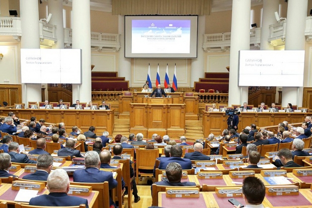 ÐÑÐµÐ´ÑÐµÐ´Ð°ÑÐµÐ»Ñ ÐÐ¾Ð»Ð³Ð¾Ð³ÑÐ°Ð´ÑÐºÐ¾Ð¹ Ð¾Ð±Ð»Ð´ÑÐ¼Ñ Ð¿Ð¾ÑÐµÑÐ¸Ð» Ð²ÑÑÑÐµÑÑ Ñ ÐÑÑÐ¸Ð½ÑÐ¼