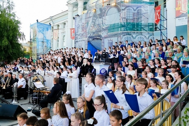 Сводный хор из 400 участников выступит 24 мая в Волгограде Сводный хор из 400 участников выступит 24 мая в Волгограде