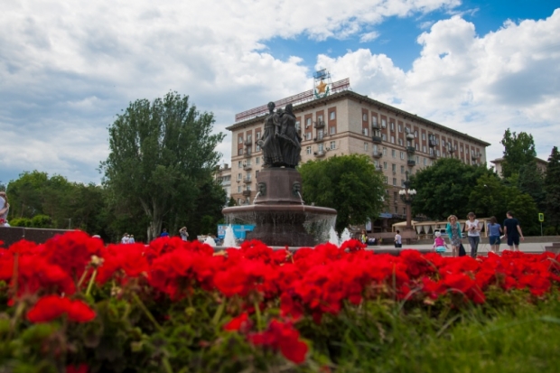 Волгоградцев приглашают в Комсомольский сад отметить День соседа Волгоградцев приглашают в Комсомольский сад отметить День соседа