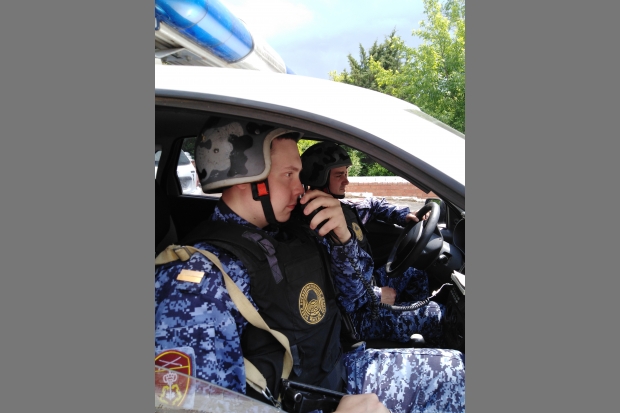 Во Фролово мужчина сломал продавщице руку разводным ключом Во Фролово мужчина сломал продавщице руку разводным ключом