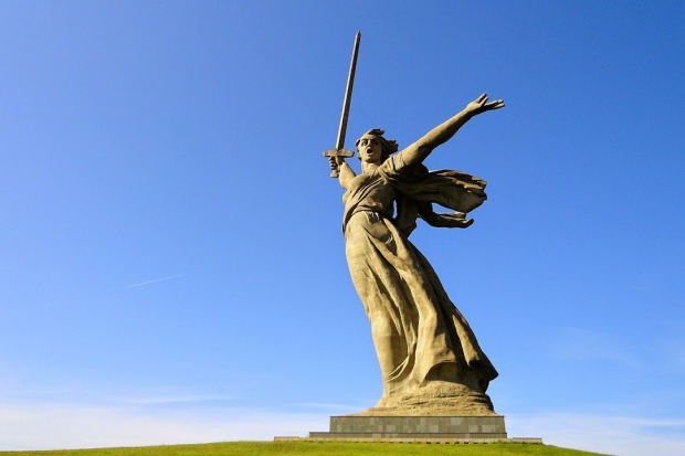 На Мамаев курган прибыла главная икона российской армии На Мамаев курган прибыла главная икона российской армии