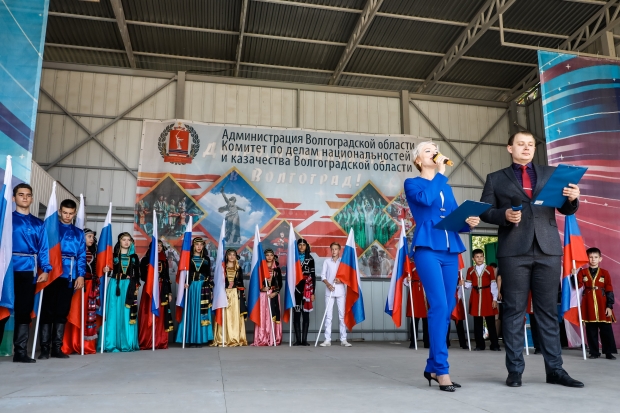 Волгоградцы посмотрели праздничный концерт «Родина моя - Россия!» Волгоградцы посмотрели праздничный концерт «Родина моя - Россия!»