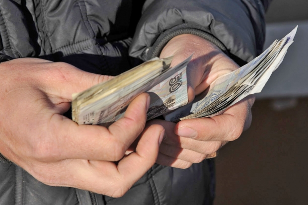 Минимальная зарплата в Волгоградской области стала выше Минимальная зарплата в Волгоградской области стала выше