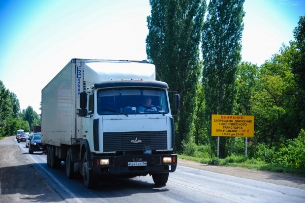 В субботу на трассы Волгоградской области не пускают большегрузы В субботу на трассы Волгоградской области не пускают большегрузы