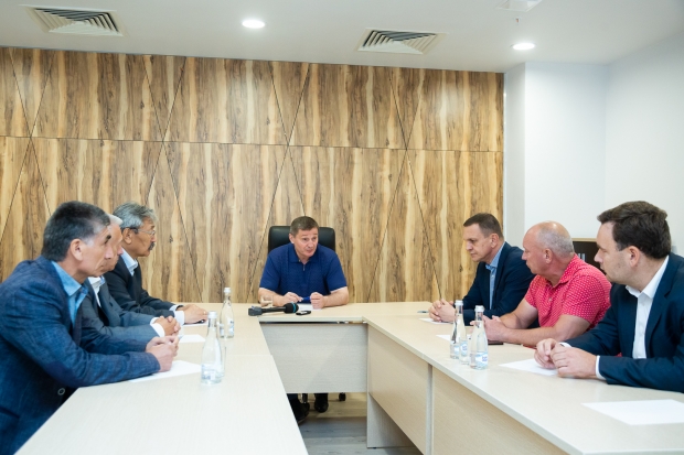 Андрей Бочаров поручил устранить последствия разбушевавшейся непогоды Андрей Бочаров поручил устранить последствия разбушевавшейся непогоды