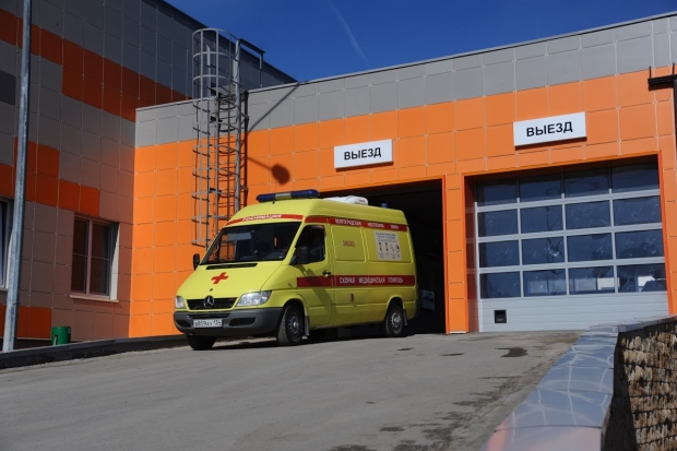 В Волгоградской области КамАЗ врезался в ВАЗ, пострадали двое В Волгоградской области КамАЗ врезался в ВАЗ, пострадали двое