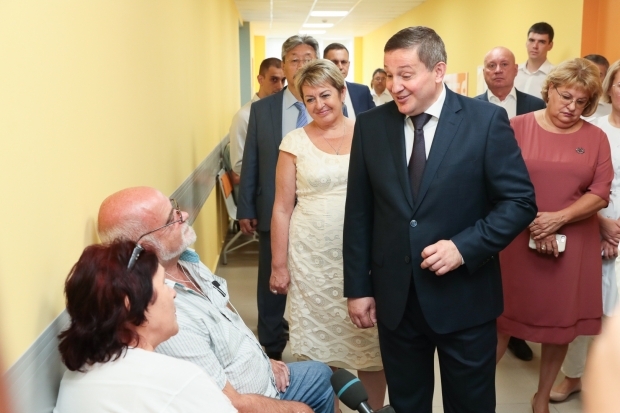 Андрей Бочаров актуализировал задачи по развитию системы здравоохранения Андрей Бочаров актуализировал задачи по развитию системы здравоохранения