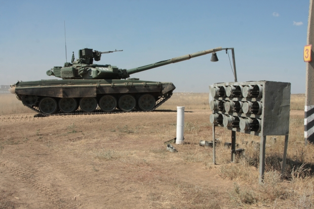 Волгоградские танкисты провели рекордные стрельбы на полигоне Волгоградские танкисты провели рекордные стрельбы на полигоне