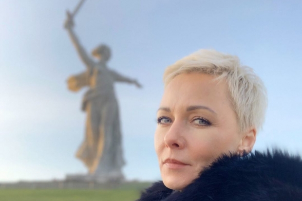 Актриса Дарья Повереннова побывала на Мамаевом кургане