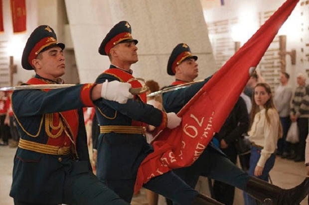 Более 100 молодых патриотов Волгограда вступили в ряды «Юнармии» Более 100 молодых патриотов Волгограда вступили в ряды «Юнармии»