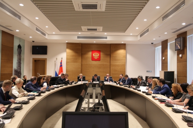 В Волгоградской области на здравоохранение направят еще 950 миллионов В Волгоградской области на здравоохранение направят еще 950 миллионов