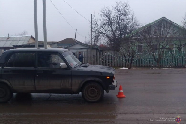 В Волгоградской области ВАЗ сбил 9-летнего школьника В Волгоградской области ВАЗ сбил 9-летнего школьника