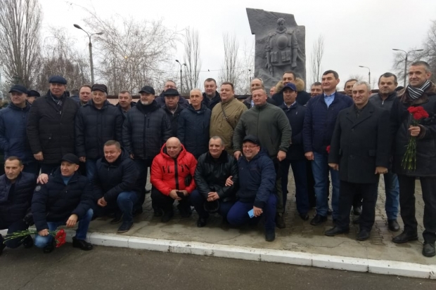Ветераны почтили память погибших сослуживцев на Северном Кавказе Ветераны почтили память погибших сослуживцев на Северном Кавказе