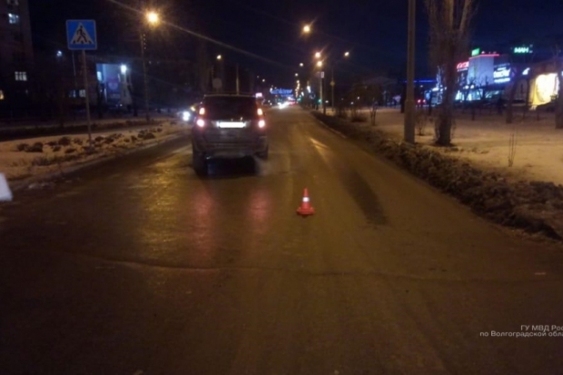 В Волжском водитель иномарки сбил на зебре 57-летнюю женщину В Волжском водитель иномарки сбил на зебре 57-летнюю женщину