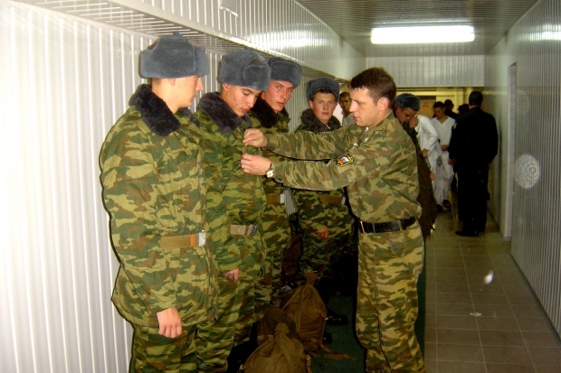 Что грозит уклонистам от военной службы Что грозит уклонистам от военной службы