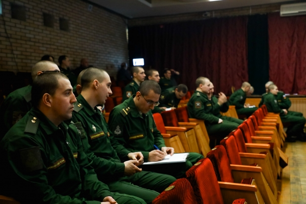 Военнослужащих в Волгограде пригласили в интеллектуальный ДЗОТ Военнослужащих в Волгограде пригласили в интеллектуальный ДЗОТ