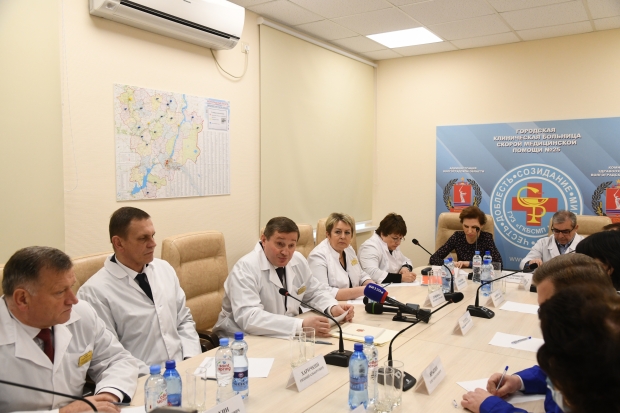 Бочаров: «Лечение коронавируса не должно идти в ущерб другой медпомощи» Бочаров: «Лечение коронавируса не должно идти в ущерб другой медпомощи»