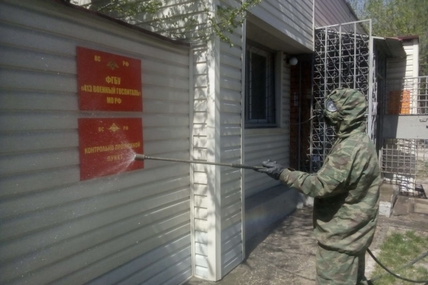 Военные химики продезинфицировали новый госпиталь в Волгограде Военные химики продезинфицировали новый госпиталь в Волгограде