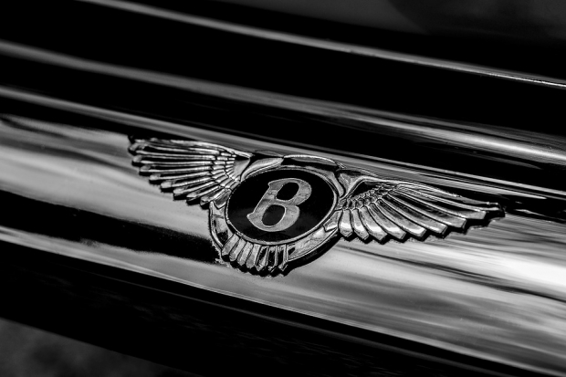 В Волгограде строительная фирма застраховала Bentley на 15 млн рублей В Волгограде строительная фирма застраховала Bentley на 15 млн рублей