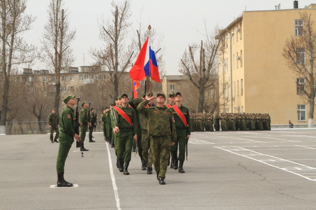 Первая сводная тренировка парада Победы прошла в Волгограде Первая сводная тренировка парада Победы прошла в Волгограде