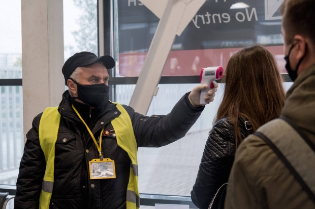 За сутки в Волгоградской области выявили 222 нарушения режима За сутки в Волгоградской области выявили 222 нарушения режима