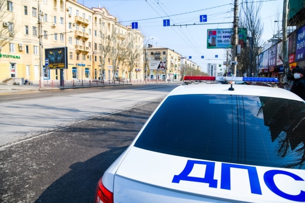В Волгограде водитель «Оки» пытался подкупить инспектора ГАИ тысячей В Волгограде водитель «Оки» пытался подкупить инспектора ГАИ тысячей