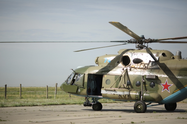 Военные летчики провели тренировку воздушной части парада Победы