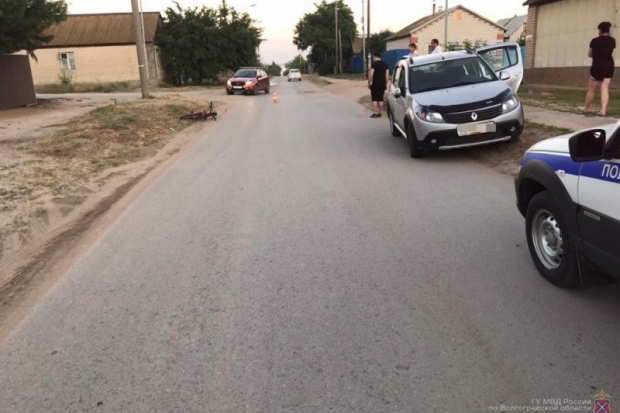 Под Волгоградом за сутки в ДТП пострадали два юных велосипедиста Под Волгоградом за сутки в ДТП пострадали два юных велосипедиста