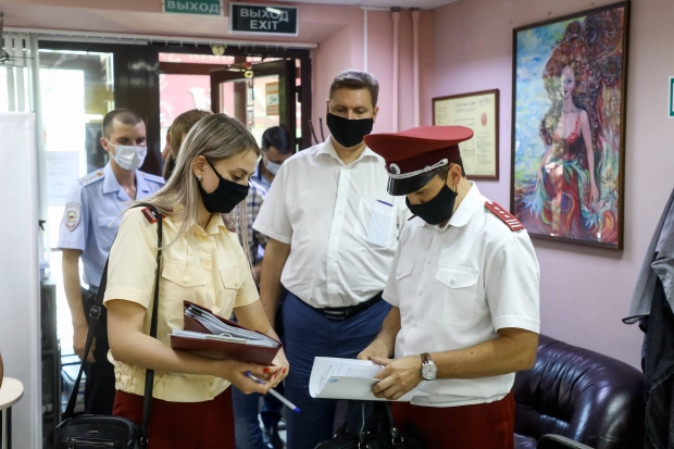 В Волгоградской области выявили 135 нарушителей масочного режима В Волгоградской области выявили 135 нарушителей масочного режима