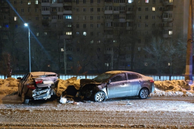 В ДТП на севере Волгограда пострадали 4 человека