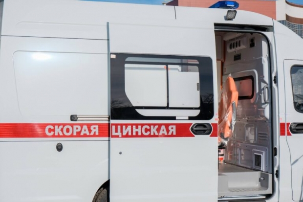 В Волгограде на дороге столкнулись БМВ и «Ягуар»