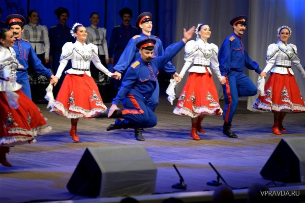 казачий хор волгоград. ансамбль курень. волгоградский ансамбль российского казачества. ансамбль российского казачества казачий курень. казачий курень ансамбль.