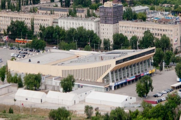 Дворец спорта волгоград фото внутри здания Дворец спорта выводят из сумрака Волгоградская Правда